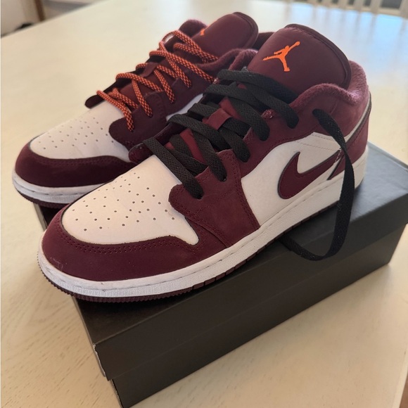 Air Jordan 1 Low (GS) Maroon and White Sneakers - Picture 2 of 8